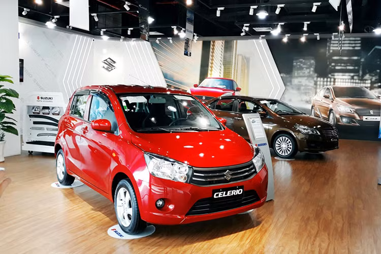 Suzuki Celerio luôn lọt Top xe ế ẩm nhất Việt Nam. Tháng 7/2020, doanh số của Suzuki Celerio chỉ đạt 01 chiếc, dẫn đầu danh sách đồng thời cũng là mẫu sản phẩm có doanh số thấp nhất của Suzuki Việt Nam và phân khúc xe hạng A. Cộng dồn từ đầu năm đến nay, doanh số của Suzuki Celerio đạt 195 xe. Được biết, Suzuki Việt Nam đã xác nhận tạm dừng nhập khẩu Suzuki Celerio và nó có nguy cơ bị khai tử tại thị trường Việt.