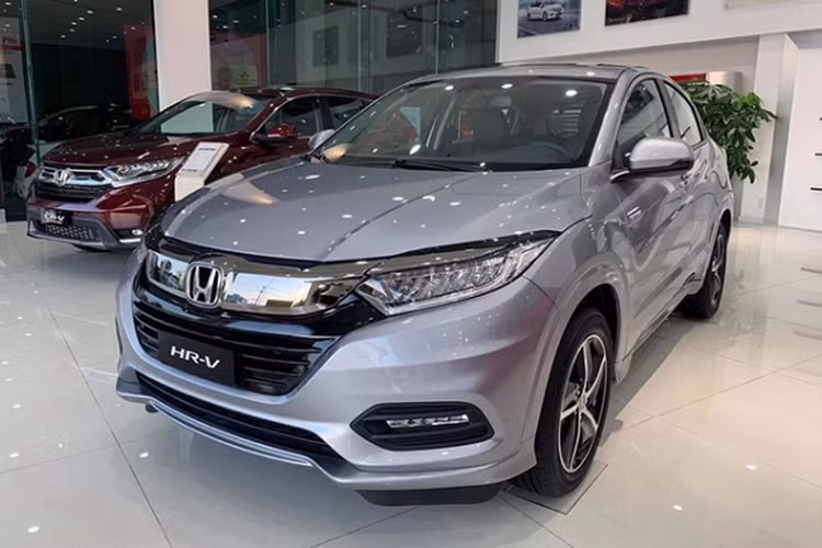 Khác với Ford EcoSport, chương trình giảm giá Honda HR-V trong tháng 10 này do phía các đại lý triển khai. Chính vì vậy, giá trị gói ưu đãi sẽ phụ thuộc vào từng đại lý và từng khu vực cụ thể.