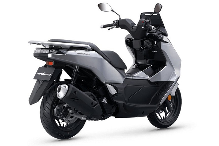 Điều đặc biệt là xe còn có tính năng điều khiển camera DJI Osmo, một tính năng độc đáo, có thể nói là lần đầu tiên xuất hiện trên một chiếc xe tay ga. Wuyang Honda cung cấp NWG150 với hai phiên bản: phiên bản tiêu chuẩn và phiên bản hành trình (Touring). 