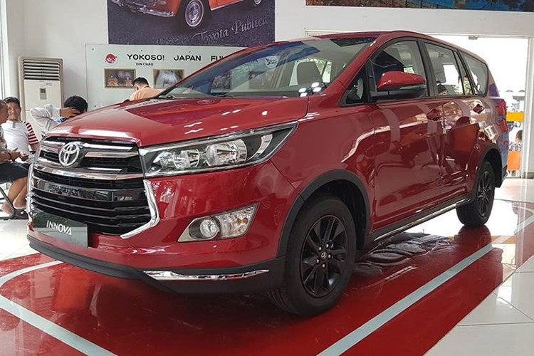 Đứng ở vị trí thứ hai cả tháng 5 và nửa đầu năm 2018 là Toyota Innova với tương ứng hơn 1.500 xe (tăng 60%) và gần 6.200 xe (tăng 23%) so với cùng kỳ năm ngoái. Hai mẫu xe có doanh số lớn nhất của Toyota này tiếp tục được Toyota Việt Nam kích cầu bằng chương trình khuyến mại tặng bảo hiểm vật chất khi mua xe trong tháng 6 và 7/2018.