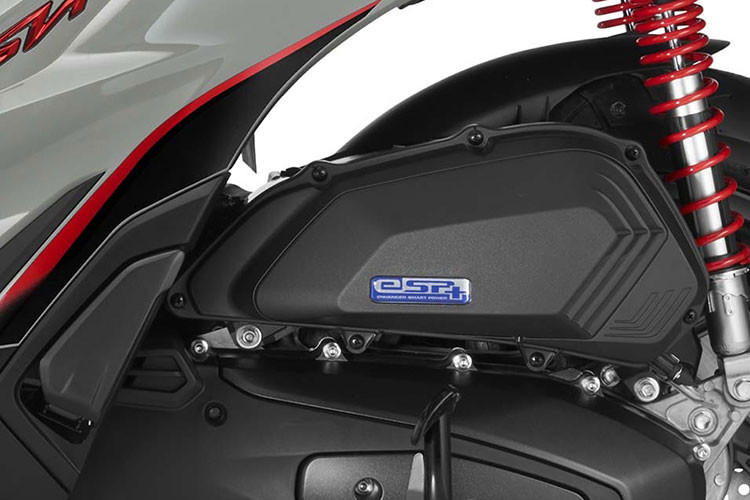 SH160i/125i 2024 sở hữu động cơ thế hệ mới eSP+ 4 van, giúp tăng hiệu suất hoạt động, khả năng vận hành mạnh mẽ, tiết kiệm nhiên liệu. SH125i sử dụng động cơ dung tích 124,8 phân khối, công suất 9,6 kW tại 8.250 vòng/phút, mô-men xoắn cực đại 11.9 Nm tại 6.500 vòng/phút.