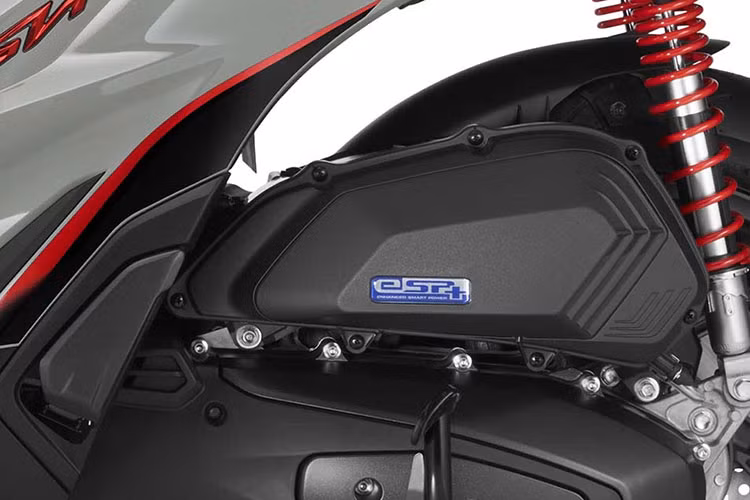 SH160i/125i 2024 sở hữu động cơ thế hệ mới eSP+ 4 van, giúp tăng hiệu suất hoạt động, khả năng vận hành mạnh mẽ, tiết kiệm nhiên liệu. SH125i sử dụng động cơ dung tích 124,8 phân khối, công suất 9,6 kW tại 8.250 vòng/phút, mô-men xoắn cực đại 11.9 Nm tại 6.500 vòng/phút.