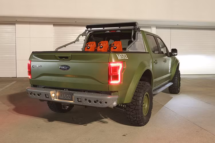 Đó là gói độ off-road Baja XTR của Addictive Desert Designs với các thành phần để làm lên một chiếc xe cực “chất”. 