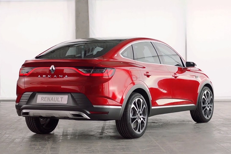 Tùy từng bản trang bị, Arkana 2019 tại thị trường Nga sẽ đi kèm hệ thống thông tin giải trí Easy Link với màn hình 8 inch, hỗ trợ Apple CarPlay, Android Auto và Yandex Avto. Thêm vào đó là hệ thống âm thanh Bose cao cấp, đèn viền trang trí nội thất 8 màu và 7 tùy chọn màu sơn ngoại thất, bao gồm màu xanh lục ánh nâu dành riêng cho mẫu xe này.