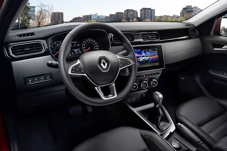 Khi mua xe Renault Arkana 2019, khách hàng Nga có thể chọn 1 trong 2 loại động cơ xăng khác nhau. Thứ nhất là động cơ xăng 4 xi-lanh, hút khí tự nhiên, dung tích 1,6 lít với công suất tối đa 113 mã lực. Sức mạnh được truyền tới cầu trước thông qua hộp số sàn 5 cấp.