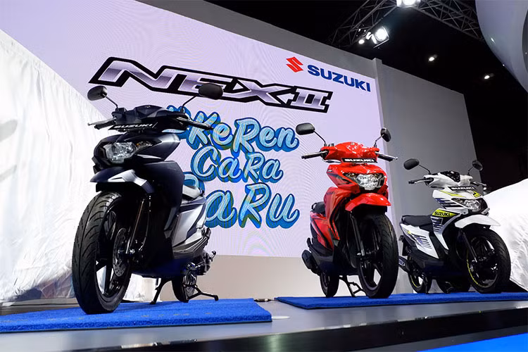 Tại triển lãm môtô quốc tế Indonesia (IIMS), Suzuki đã cho ra mắt chiếc xe ga Suzuki Nex II phiên bản mới nhất. Đây là thế hệ thứ 2 của dòng xe tay ga Nex giá rẻ, theo hãng Suzuki - xe hướng đến tập khách hàng trẻ tuổi hơn với ngoại hình chiếc xe trẻ trung và khỏe khoắn gọn gàng.