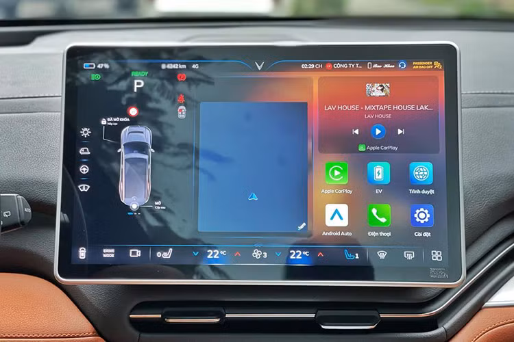Điểm nhấn của VinFast VF9 Plus đến từ ghế thương gia ở hàng thứ 2 với khả năng chỉnh điện và 5 chế độ massage không xe nào cùng tầm giá có được.