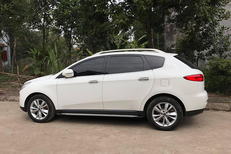 Dẫu vậy, nếu người mua tìm được nơi có thể sửa chữa, thay thế phụ tùng cũng như mua được linh phụ kiện cho dòng xe này thì việc sở hữu Luxgen U7 SUV thật sự là một món hời, đáng chú ý là khi chủ xe có thể tận hưởng các công nghệ hiện đại trong một chiếc xe giá dưới 400 triệu đồng.