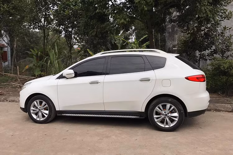 Dẫu vậy, nếu người mua tìm được nơi có thể sửa chữa, thay thế phụ tùng cũng như mua được linh phụ kiện cho dòng xe này thì việc sở hữu Luxgen U7 SUV thật sự là một món hời, đáng chú ý là khi chủ xe có thể tận hưởng các công nghệ hiện đại trong một chiếc xe giá dưới 400 triệu đồng.