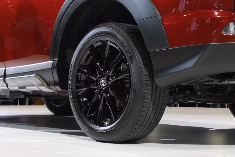 Gói trang bị Tow Prep tiêu chuẩn gồm nâng cấp bộ tản nhiệt, hệ thống nước làm mát. Xe trang bị động cơ 2,5 lít 4 xi-lanh công suất 176 mã lực, mô-men xoắn cực đại 230 Nm, đi cùng hộp số tự động 6 cấp.