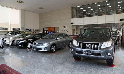 Nhieu mau oto tiep da giam gia sau 