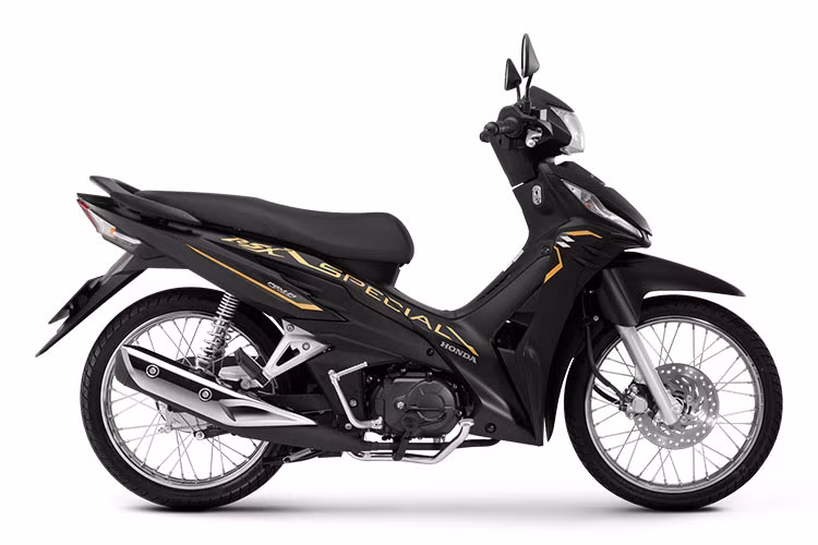 Điểm nhấn đầy ấn tượng trong tem của mẫu xe số Honda Wave RSX FI 110 là phong cách thiết kế đột phá với các đường nối phá cách độc đáo và thanh thoát trên thân xe. Logo 3D "RSX" trên phiên bản Thể thao (vành đúc, phanh đĩa) kết hợp với tem được thiết kế riêng cho từng phiên bản.
