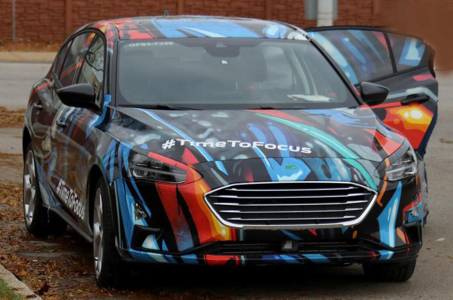Ngoại trừ phiên bản Ford Focus Hardcode RS tập trung vào người lái, những model còn lại sẽ được thiết kế đơn giản nhưng vẫn phong cách. Joe Bakaj chia sẻ: "Mục tiêu đã rõ ràng, chúng tôi sẽ trở lại vị trí số một trong phân khúc. Chiếc xe đặc trưng bởi tính hiệu quả, nội thất tiện nghi và tiết kiệm nhiên liệu".
