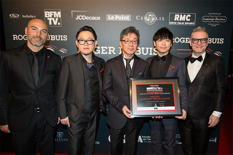 Tại triển lãm uý tín Geneva Motor Show 2018 đang diễn ra, chiếc xe này nhận được đánh giá tích cực bởi 18 vị giám khảo, trong đó có một số giám đốc thiết kế làm việc tại các hãng sản xuất ôtô lớn trên thế giới.