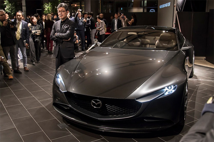 Mẫu xe Mazda Vision Coupe Concept mới đây đã vinh dự giành được giải thưởng “Concept Car of the Year” trong chương trình “Car Design Night Geneva” (hoạt động trong khuôn khổ triển lãm Geneva) và danh hiệu “Chiếc xe đẹp nhất của năm” tại Festival Automobile International 2018 được tổ chức tại Paris (Pháp) vào tháng trước.