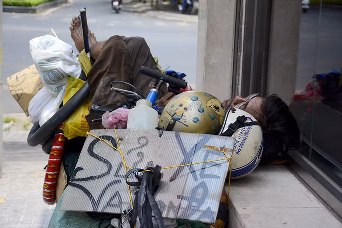 Nang nong ngop tho, nhiet do ngoai troi o TP HCM co the tren 40 do C-Hinh-3