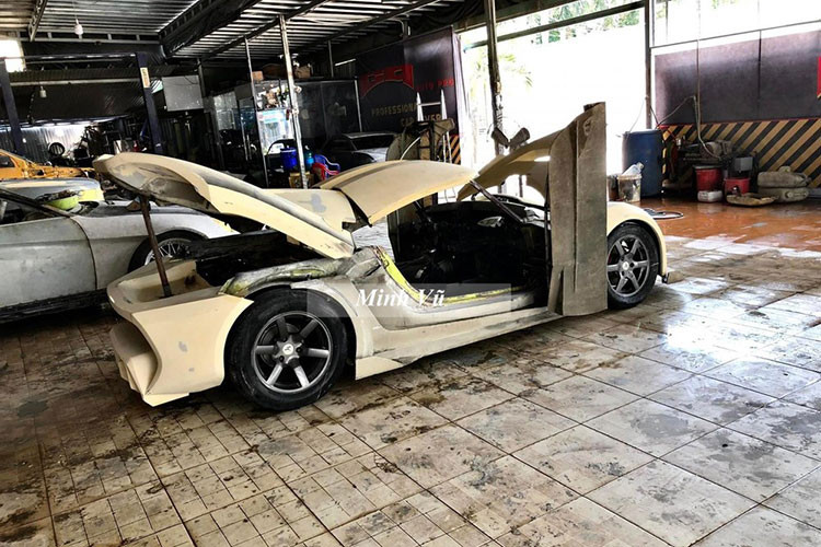 Anh Minh Quân cho biết, dự kiến cuối năm nay sản phẩm độ chế xe Koenigsegg Jesko từ Smart Roadster sẽ hoàn thành. Đây là 1 trong những tác phẩm mình tâm đắc nhất. Hiện tại, dự án chế xe Koenigsegg Jesko đang nhận được nhiều sự quan tâm của cộng đồng mạng.