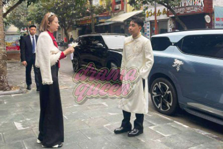 Hiện, Minh Hoàng không tham gia Hội đồng Quản trị hay ban điều hành Tập đoàn Vingroup mà tập trung vào các hoạt động kinh doanh tại các công ty thành viên. Anh từng đảm nhiệm vị trí Giám đốc Marketing Toàn cầu của VinFast, chủ trì nhiều chiến dịch quan trọng trong quá trình ra mắt tại các thị trường quốc tế.