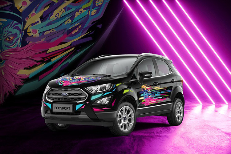 Mẫu thiết kế này là sự pha trộn giữa nét đẹp hiện đại và truyền thống, hình ảnh Chim Lạc được cách điệu với lựa chọn màu sắc xanh – hồng trên nền đen.