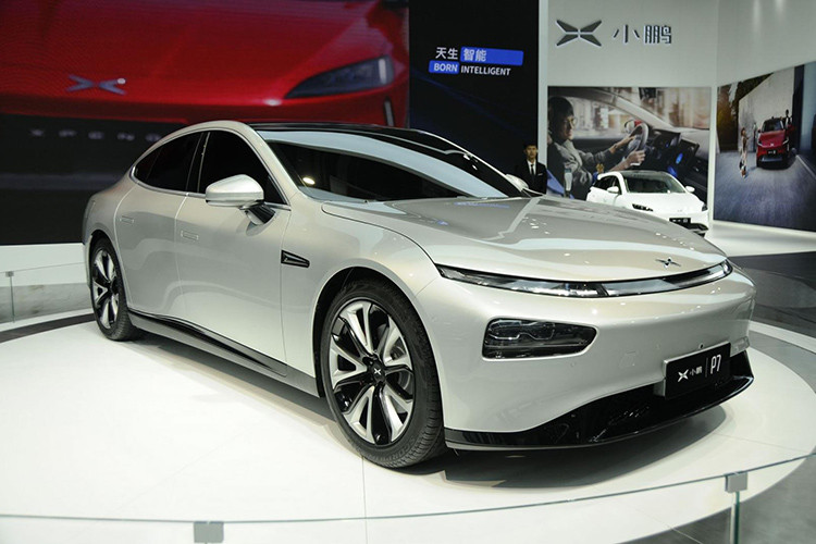 Nhà sản xuất xe ôtô điện Trung Quốc, Xpeng Motors đã chính thức vén màn sản phẩm thương mại thứ hai của họ sau mẫu SUV G3 trong dạng một chiếc “coupe điện thông minh” mang tên Xpeng P7 mới tại Triển lãm Ô tô Thượng Hải 2019.