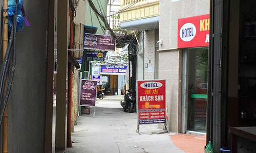 'Doi trai gai yeu nhau di nha nghi co gi dang xau ho?'