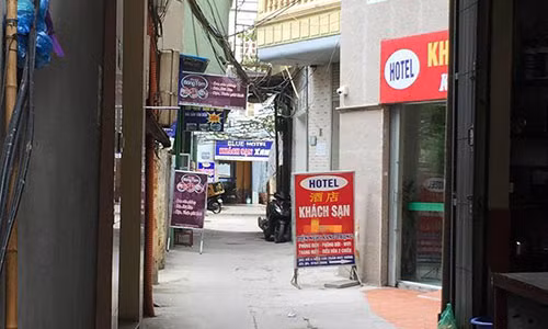 'Doi trai gai yeu nhau di nha nghi co gi dang xau ho?'