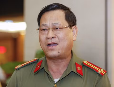 ĐB Nguyễn Hữu Cầu (Đoàn Nghệ An)