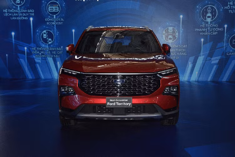 Hon 4000 xe oto Ford den tay khach Viet trong thang 10/2022-Hinh-3