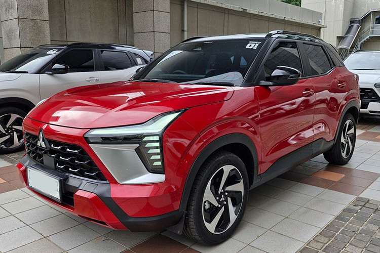 Dự kiến, Xforce Hybrid sẽ được Mitsubishi trưng bày tại Triển lãm Ô tô Quốc tế Bangkok 2025 và mức giá khởi điểm dự kiến khoảng 700.000 baht (tương đương 520 triệu đồng). Nếu hãng có chiến lược giá hợp lý, đảm bảo khả năng vận hành ổn định cùng các tính năng nổi bật, mẫu xe hoàn toàn có thể trở thành một lựa chọn hấp dẫn trong phân khúc SUV hybrid cỡ nhỏ.