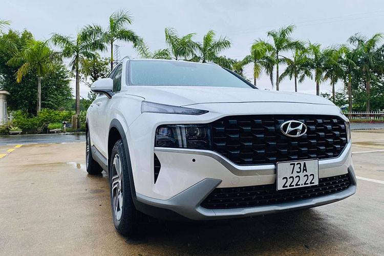 Hyundai SantaFe 2021 trung bien 
