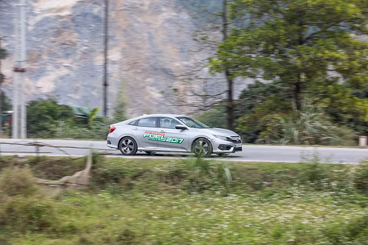 Cung đường của thử thách cùng Honda Civic mới năm nay gồm các loại hình đường hỗn hợp: cao tốc, đô thị, quốc lộ, tỉnh lộ, nối liền các tỉnh/thành Hà Nội – Ninh Bình – Thanh Hóa – Nghệ An với nhiều điểm thăm quan, ngắm cảnh lý thú, di chuyển theo con đường mang tên Bác.