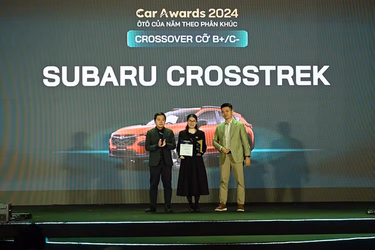 Subaru Crosstrek tai Viet Nam gianh giai 