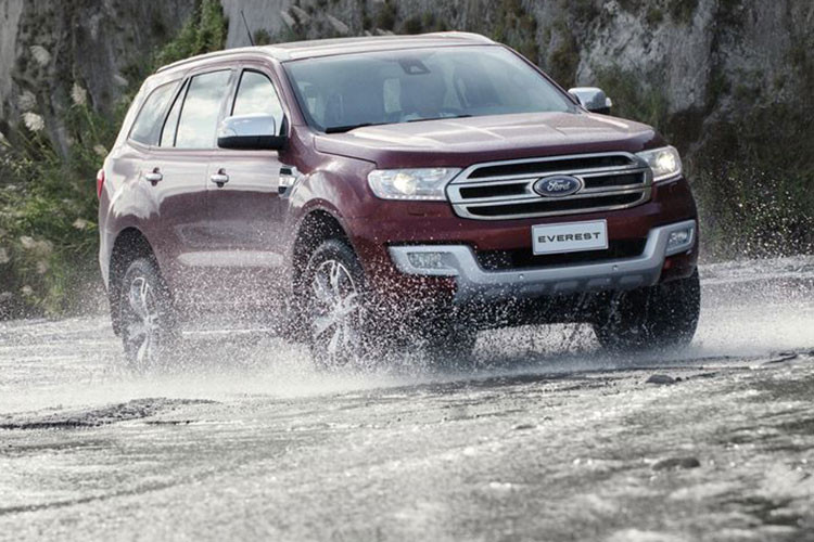 Off-road cung Ford Everest khong he kho voi nhung bi quyet nay-Hinh-3