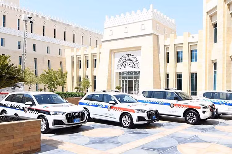 Bên cạnh BMW X5, cảnh sát Qatar còn dùng một mẫu SUV hạng sang của Đức nữa là Audi Q7. Ở thị trường này, Audi Q7 có giá từ 310.000 QAR (2,03 tỷ đồng).
