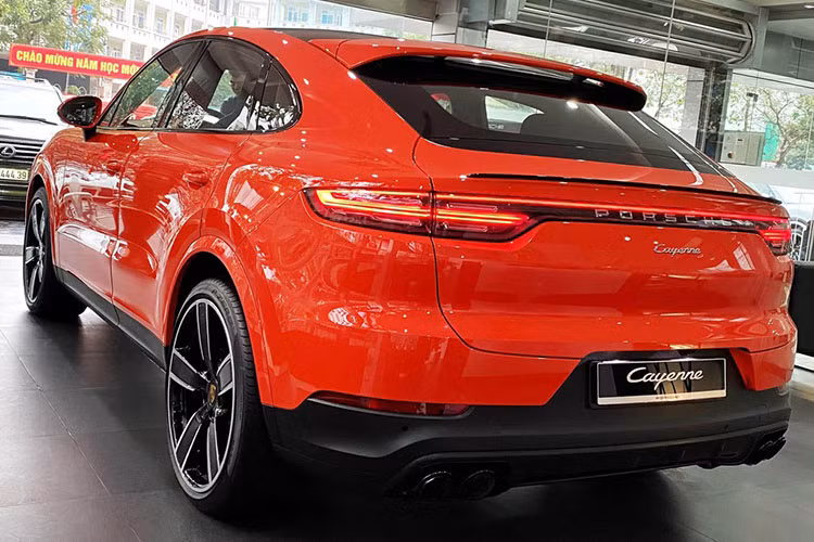 Trieu hoi Porsche Cayenne tien ty tai Viet Nam loi he thong treo-Hinh-3