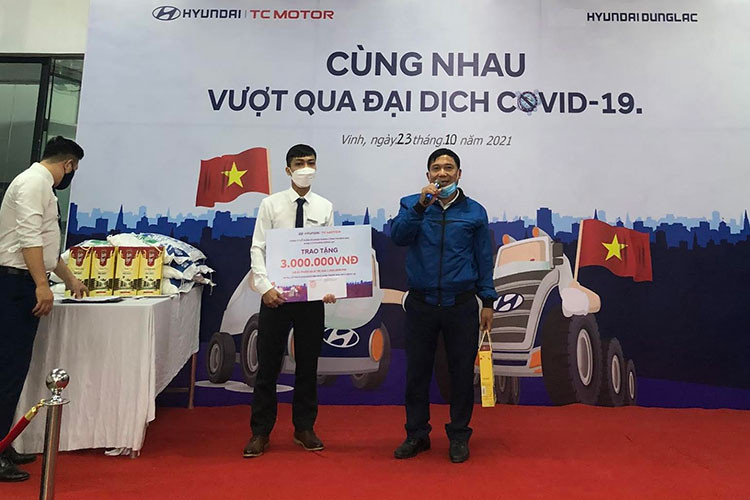 HTCV ho tro khach hang gap kho khan do Covid-19