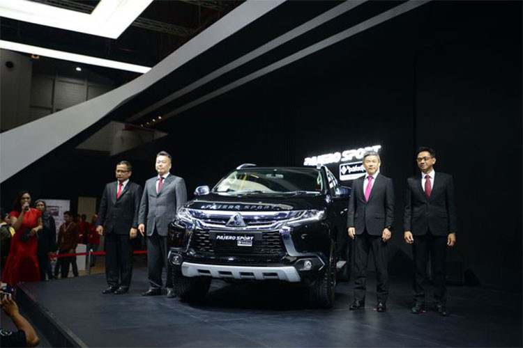 Hãng xe ôtô Mitsubishi đã dùng triển lãm IIMS 2018 đang diễn ra tại Indonesia làm sự kiện ra mắt phiên bản đặc biệt mới của dòng SUV 7 chỗ Pajero Sport với tên gọi Rockford Fosgate. Phiên bản của chiếc SUV Mitsubishi Pajero Sport Rockford Fosgate 2018 này là dòng xe giới hạn số lượng, nhắm đến những người yêu nhạc.