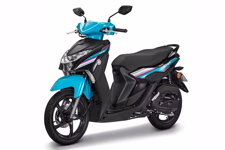 Có tất cả 3 màu tùy chọn mới cho Ego Gear. Đó là: màu xám, lục lam, và xanh hải quân. Xe ga 2024 Yamaha Ego Gear đã chính thức được đưa về các đại lý bán lẻ của Hong Leong Yamaha Motor từ ngày 15/10/2024, để phục vụ nhu cầu mua sắm của người hâm mộ.