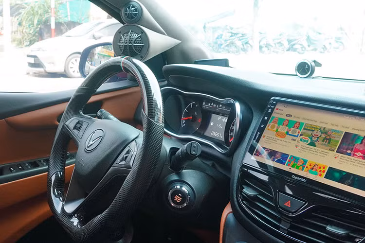 Bat ngo Vinfast Fadil do 