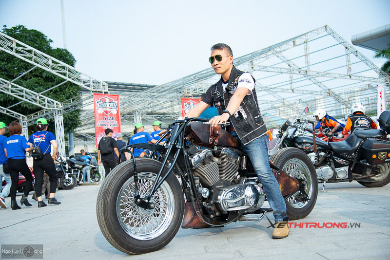 Xen kẽ chương trình trong ngày sinh nhật là các bài biểu diễn nảy lửa của các bậc thầy về Drift như Vinh "Gaz 69", Bùi Sơn đã làm cho khán giả đi hết từ phấn khích này qua những cảm giác tốc độ khác nhau.