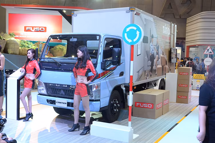 Mẫu xe tải hạng nhẹ Canter 4,7 tấn cũng là dòng sản phẩm bán chạy nhất của Fuso Việt Nam tính đến thời điểm này.