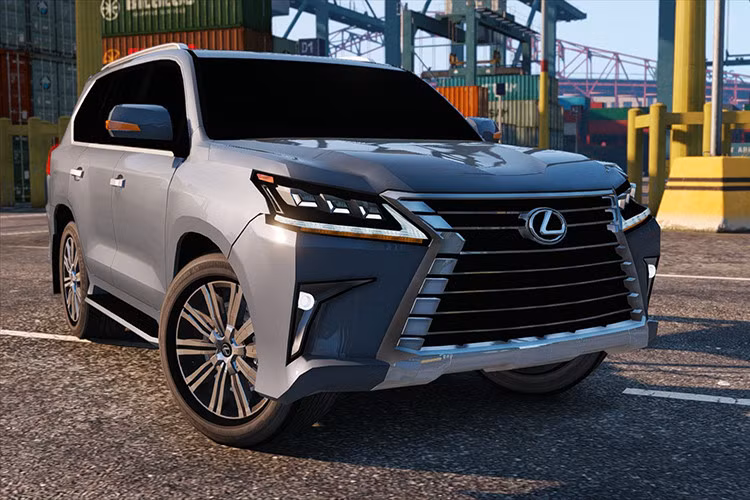 Theo đại diện nhà phân phối mẫu xe này là Toyota Việt Nam cho biết, đây là đợt điều chỉnh giá mới nhất kể từ lần thông báo giá bán lẻ cuối cùng hồi 2/7/2016. Đợt giảm giá lần này được diễn ra trong bối cảnh thuế xe nhập khẩu từ ASEAN đã giảm từ 40% năm 2016 về 30% từ đầu năm 2017. Mức giá hiện tại của mẫu xe này hiện tại là 7,810 tỷ đồng.