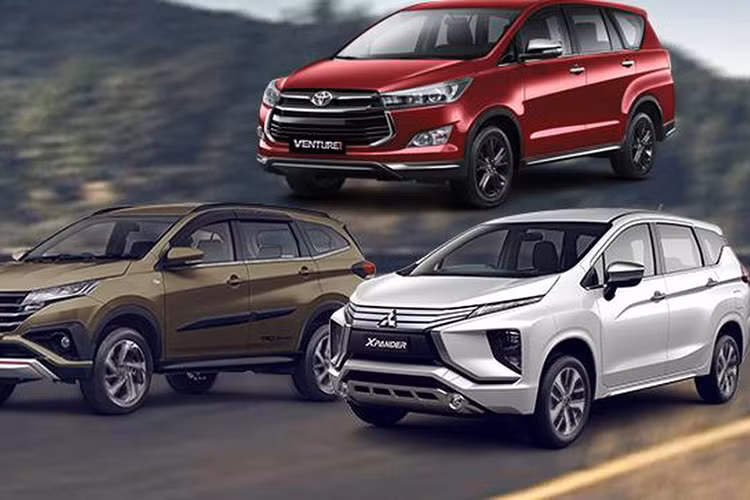 Đáng chú ý những mẫu xe "hàng hot" chỉ sau một tháng đột biến thì doanh số của nó cũng đã trở về đúng vị trí của mình, với doanh số trong tháng 4/2019 thấp hơn rất nhiều so với tháng trước. Bên cạnh đó, việc xuất hiện thêm những mẫu xe giá rẻ cùng phân khúc sắp được ra mắt thị trường ôtô Việt Nam cũng gây trờ ngại không hề nhỏ.