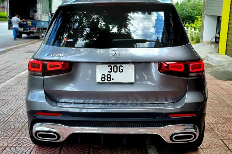 Chính vì thế, lựa chọn xe cũ đã qua sử dụng hoặc những chiếc GLB chạy lướt sẽ đáp ứng nhanh cho nhu cầu của những khách hàng muốn “cưới liền tay” dòng xe GLB, không phải mất công chờ đợi, đồng thời tiết kiệm được một phần chi phí lăn bánh... Đặc biệt là khi đại dịch Covid-19 đang diễn biến phức tạp tại Việt Nam.