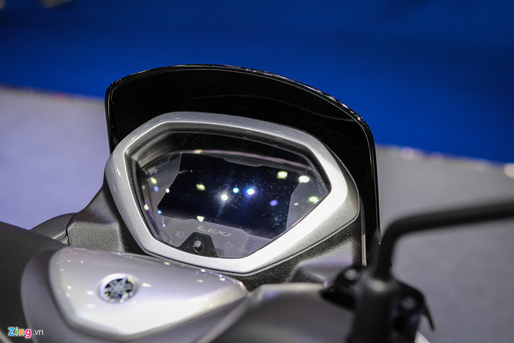 Đồng hồ hiển thị của xe có thiết kế khá giống với những chiếc NVX tại Việt Nam.