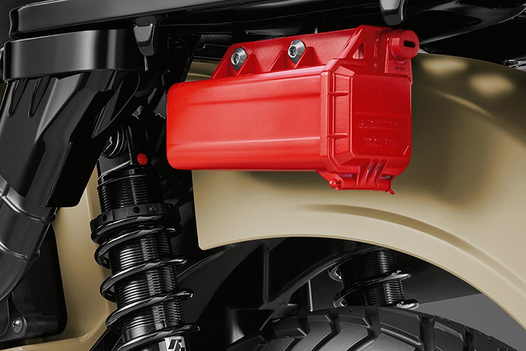 Các phụ kiện mới này dành cho chiếc xe cũng được đưa tất cả vào concept mới mang tên gọi "Time to Trail. Time out the way" với rất nhiều loại khác nhau.