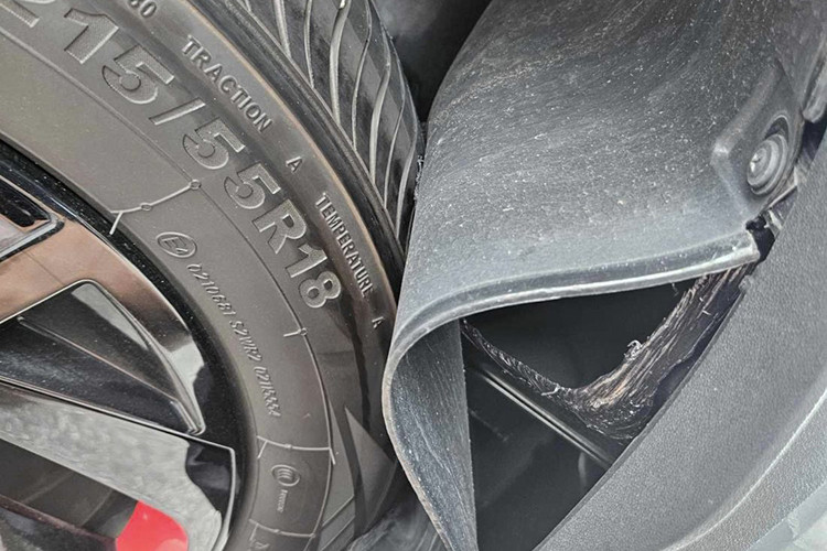 Omoda 5 Trung Quoc sap ban o Viet Nam “rung” banh khi dang chay-Hinh-3