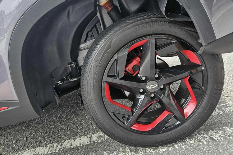 Omoda 5 Trung Quoc sap ban o Viet Nam “rung” banh khi dang chay-Hinh-4