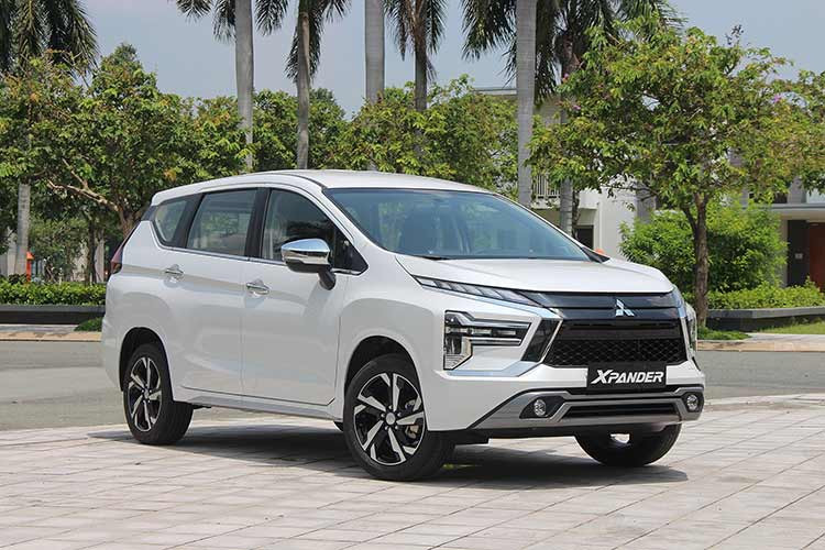  Mitsubishi Xpander Dù còn 2 tháng nữa mới hết năm 2023, nhưng dường như 99% danh xưng vua phân khúc sẽ thuộc về cái tên Mitsubishi Xpander khi có đến 14.187 xe bán ra toàn thị trường. Tuy nhiên con số này có phần thấp hơn so với cùng kỳ năm ngoái khi có đến 16.113 xe được bàn giao.