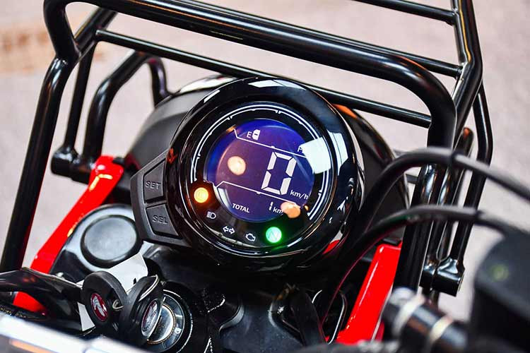 Lấy cảm hứng thiết kế từ CT-Series từng trình làng trong những năm 1960, kiểu dáng xe máy Honda CT125 có phần cá tính, phong cách, Bên cạnh đó, Honda CT125 cũng chia sẻ nhiều đặc điểm chung với xe số Honda Super Cub C125 nhưng bộ khung của CT125 đã được tùy chỉnh thiên về mục đích off-road.